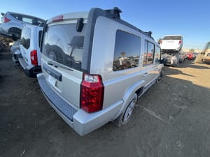 2007 Jeep Commander Vehicle Unit Complt.