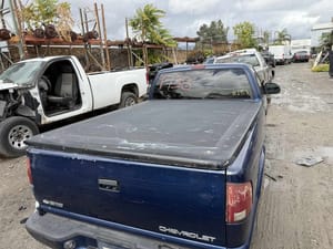2001 GMC S10s15