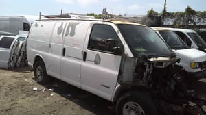 2005 GMC Expr25