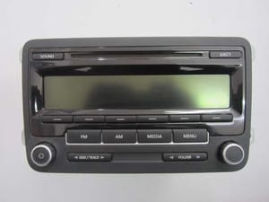 2013 Volkswagen Beetle Radio Audio