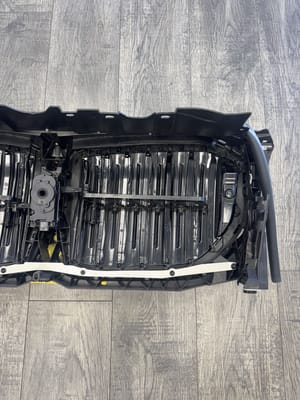 2025 BMW X5 Grille