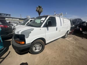 2008 GMC Expr25