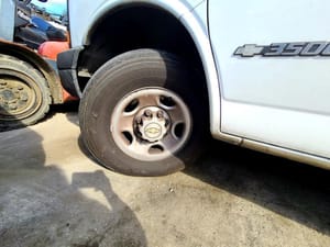 2006 GMC Expr35