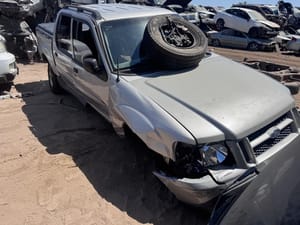 2004 Ford Explorer