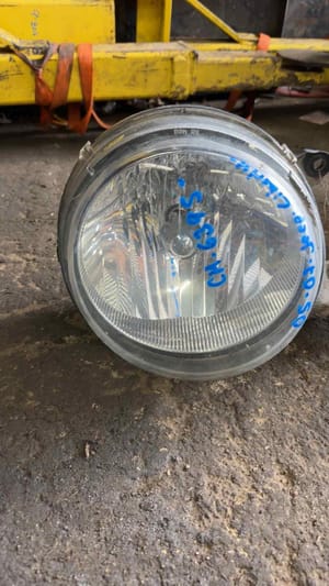 2006 Jeep Liberty Headlight
