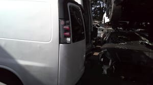 2006 GMC Expr15