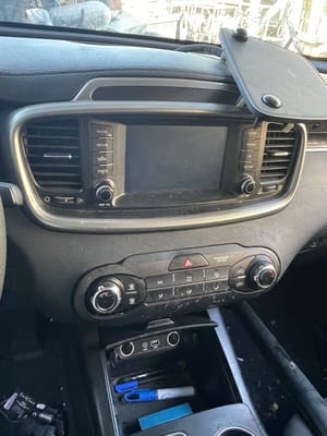 2020 Kia Sorento Trunk Lid