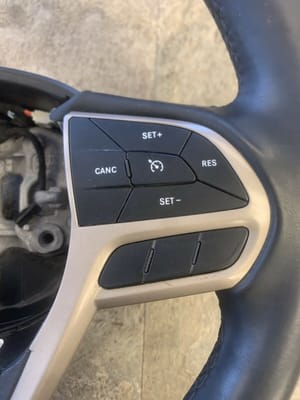 2017 Jeep Cherokee Steering Wheel