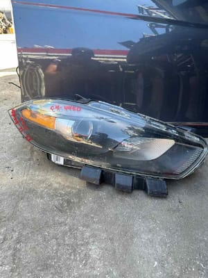 2014 Chrysler Dart Headlight