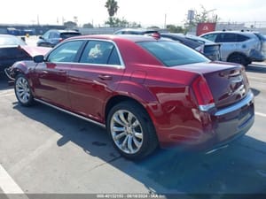 2019 Chrysler 300