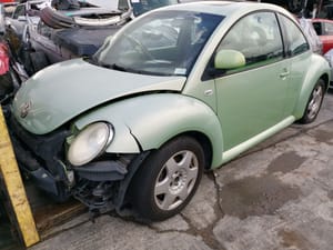 2000 Volkswagen Beetle
