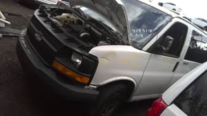 2003 GMC Expr15