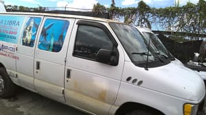 2001 Ford E-250