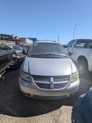 2004 Dodge Caravan
