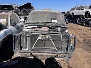 2002 GMC Aval15