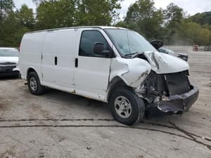 2005 GMC Expr15