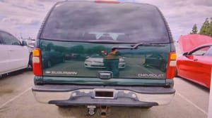 2001 GMC Sub250