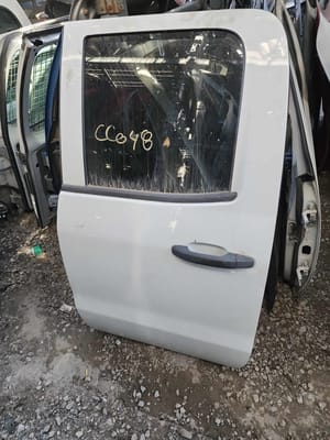 2019 GMC Silv25 Rear Door