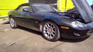2000 Jaguar Xk8