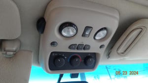 2002 Cadillac Escalade