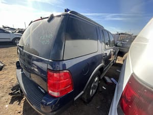 2005 Ford Explorer