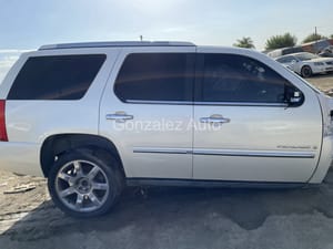 2008 Cadillac Escalade Quarter Panel