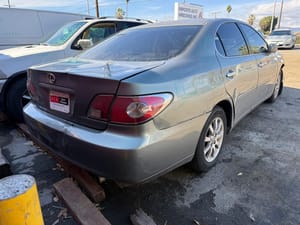 2004 Lexus Es330