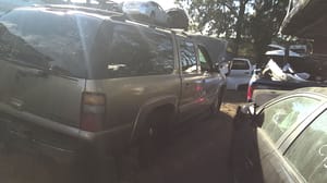 2000 GMC Sub150