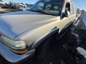 2003 GMC Sub150
