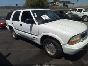 1999 GMC S10bla Headlight