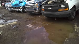 2004 GMC Expr25