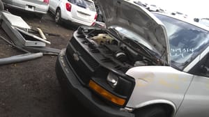 2003 GMC Expr15