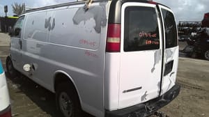 2005 GMC Expr25
