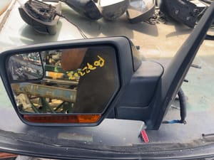 2013 Lincoln Navigator Side Mirror