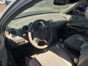 2004 Nissan Maxima
