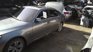 2010 BMW B528i