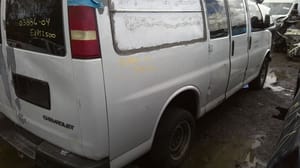 2004 GMC Expr25