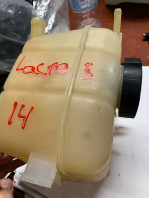 2014 Buick Lacrosse Coolant Recovery Bottle