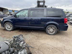 2014 Dodge Caravan Quarter Panel