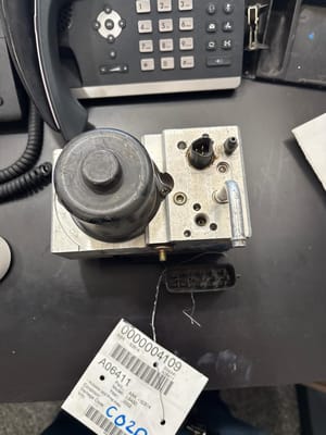 2002 Lexus Ls430 ABS Module