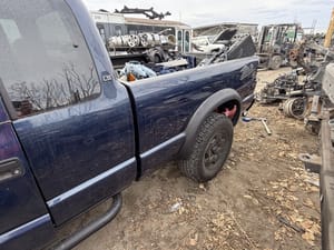 2003 GMC S10s15