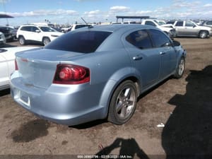 2013 Chrysler Avenger