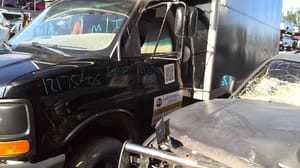 2005 GMC Expr35