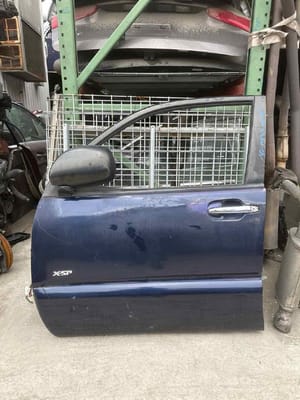 2008 Toyota 4Runner Front Door