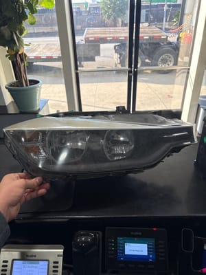 2015 BMW 320i Headlight