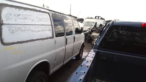 2004 GMC Expr25