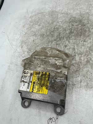 2003 Toyota Matrix Body Control Module