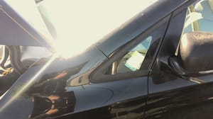 2017 Kia Sedona Windshield Glass