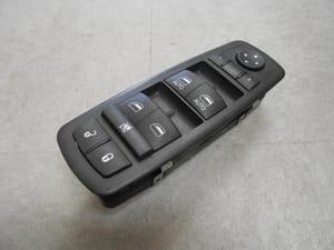 2016 Chrysler 300 Front Door Switch