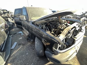 2004 GMC Sub150